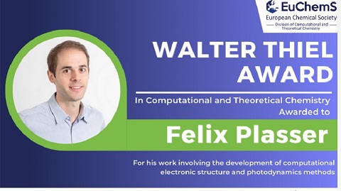 Image of Dr Felix Plasser for his award 